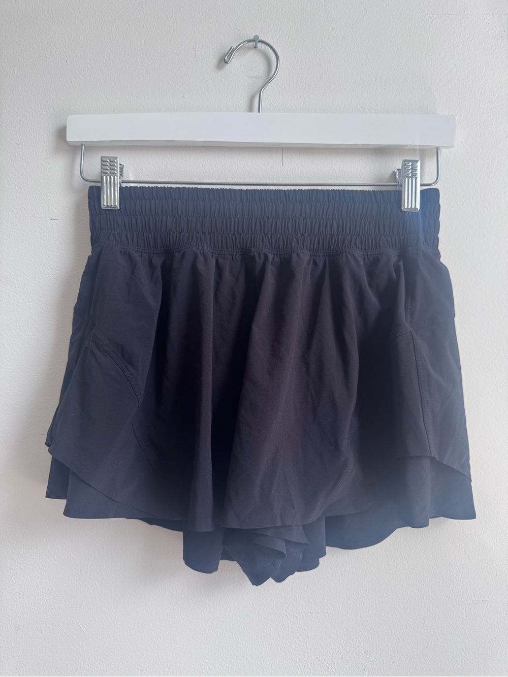 Lululemon Shake It Out High-Rise Running Short 2.5”